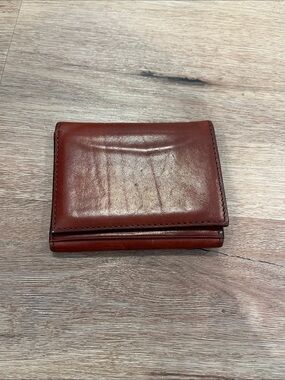 Bosca Mens Trifold Leather Wallet - Brown